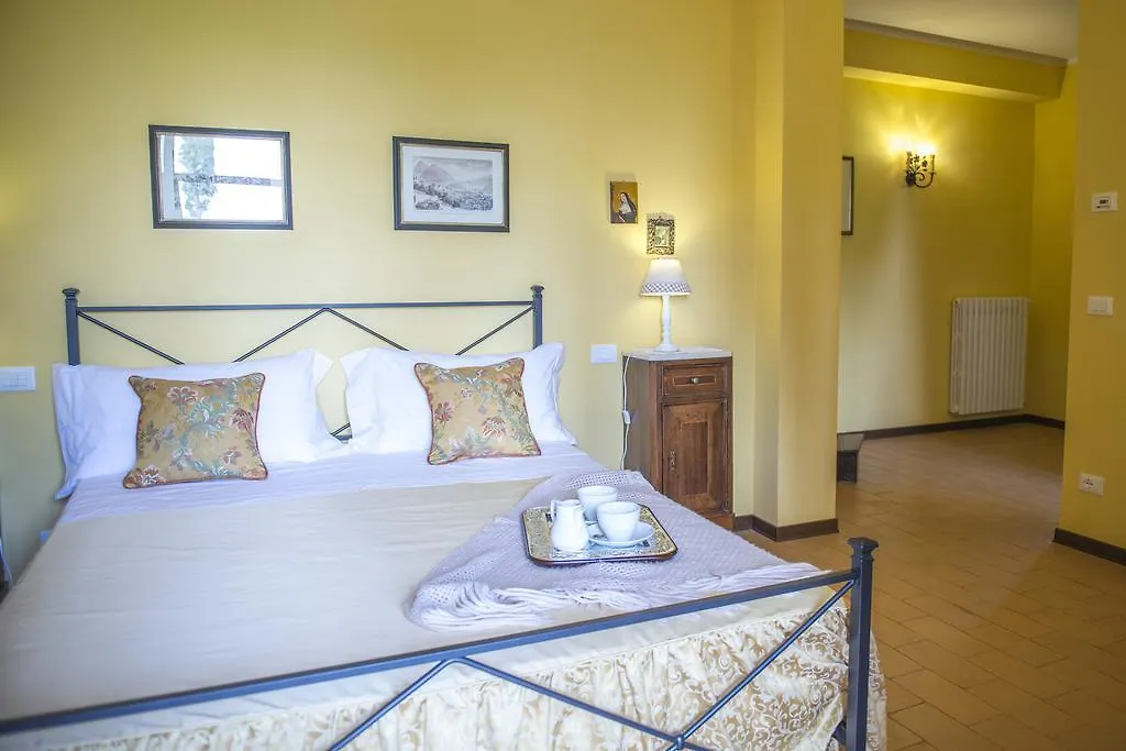Tenuta Macetona Celle sul Rigo 0*,  Italia